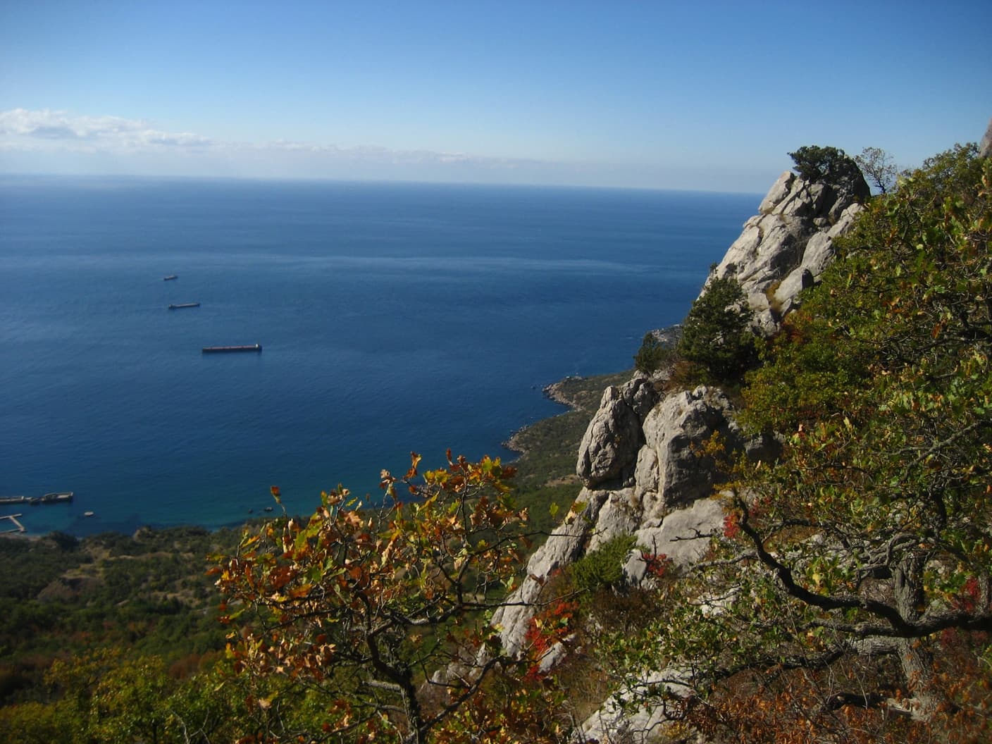 по горному Крыму осенью