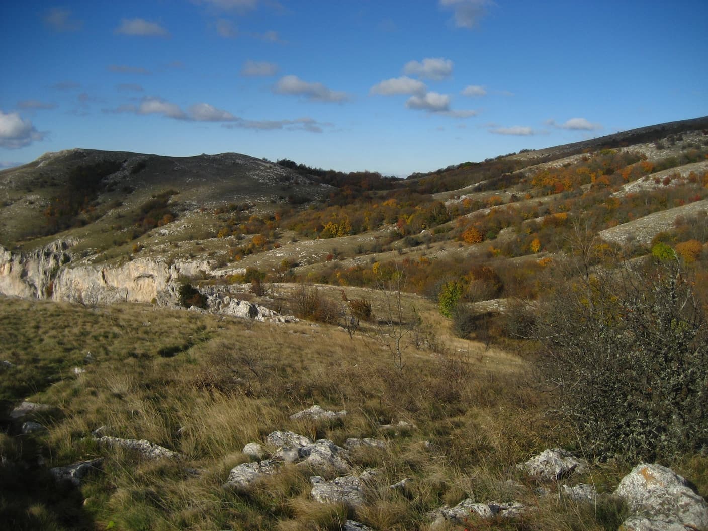 по горному Крыму осенью