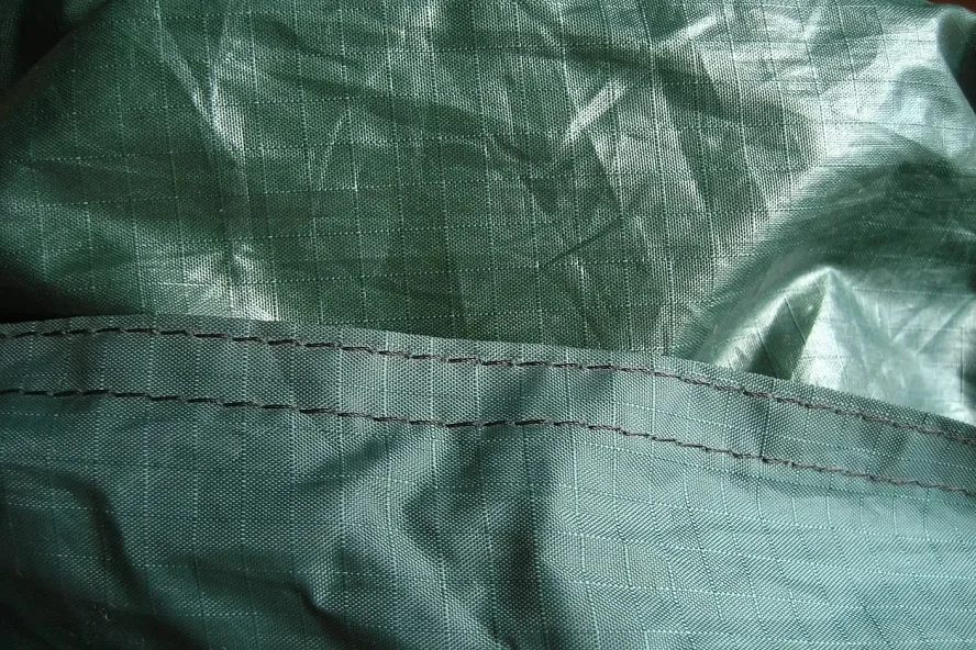 Ткань для тента палатки должна надежно защищать от намокания
