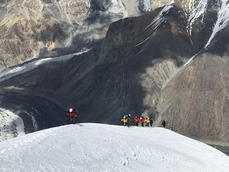 Восхождение на пик Коммунизма