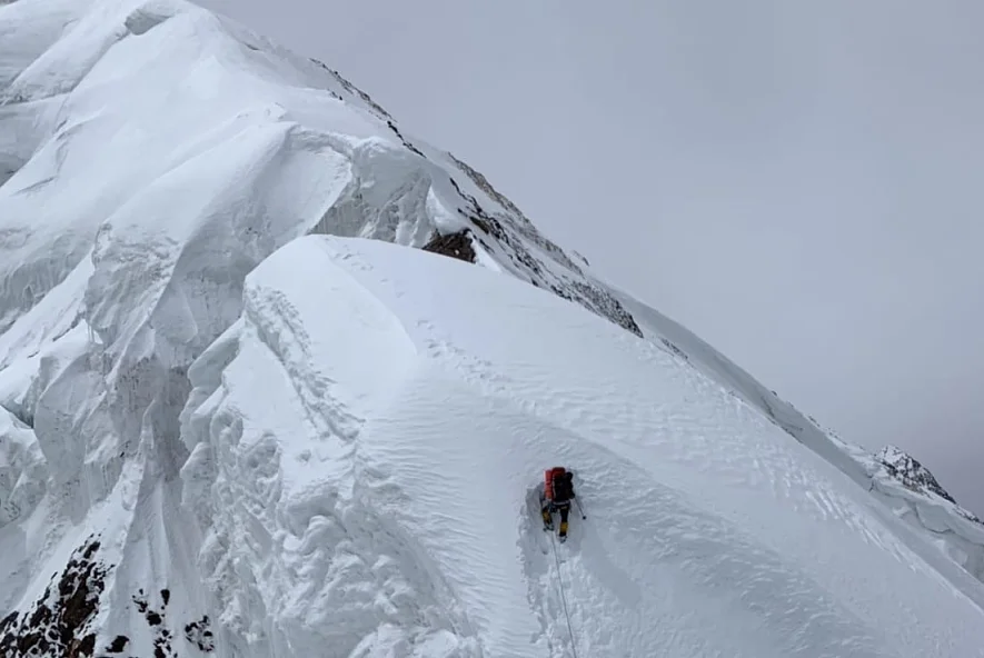 Восхождение на пик Победы
