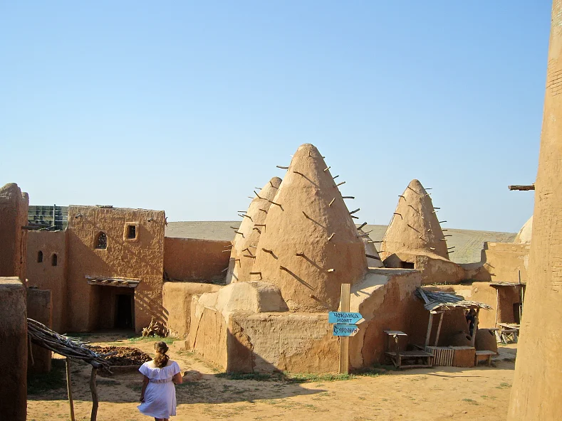 Декорации фильма «Орда»