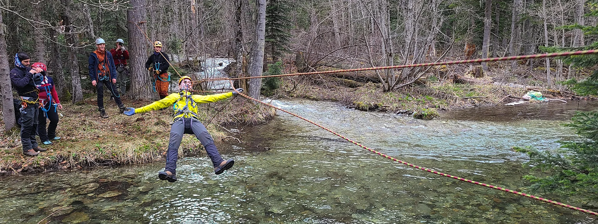 Верёвочная переправа